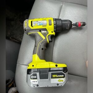 Ryobi Drill, 4ah battery (1), charger
